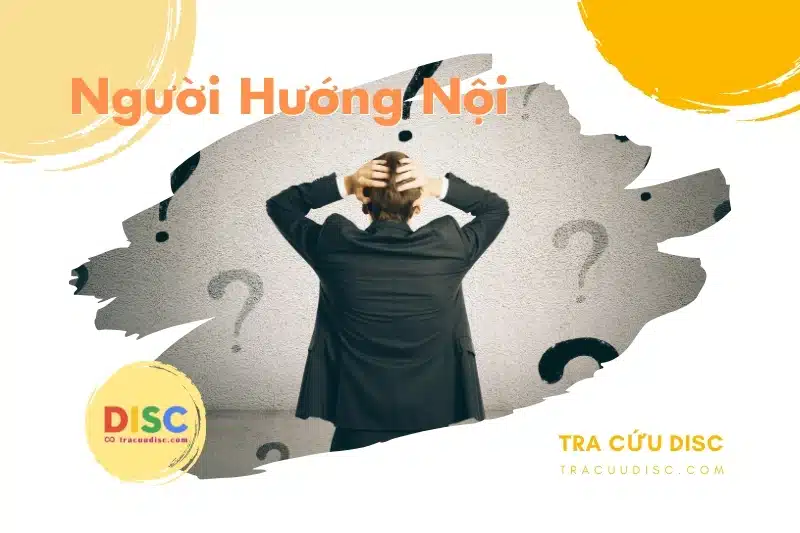 Một nơi quá đông người khiến người hướng nội ngột ngạt và bối rối Một nơi quá đông người khiến người hướng nội ngột ngạt và bối rối